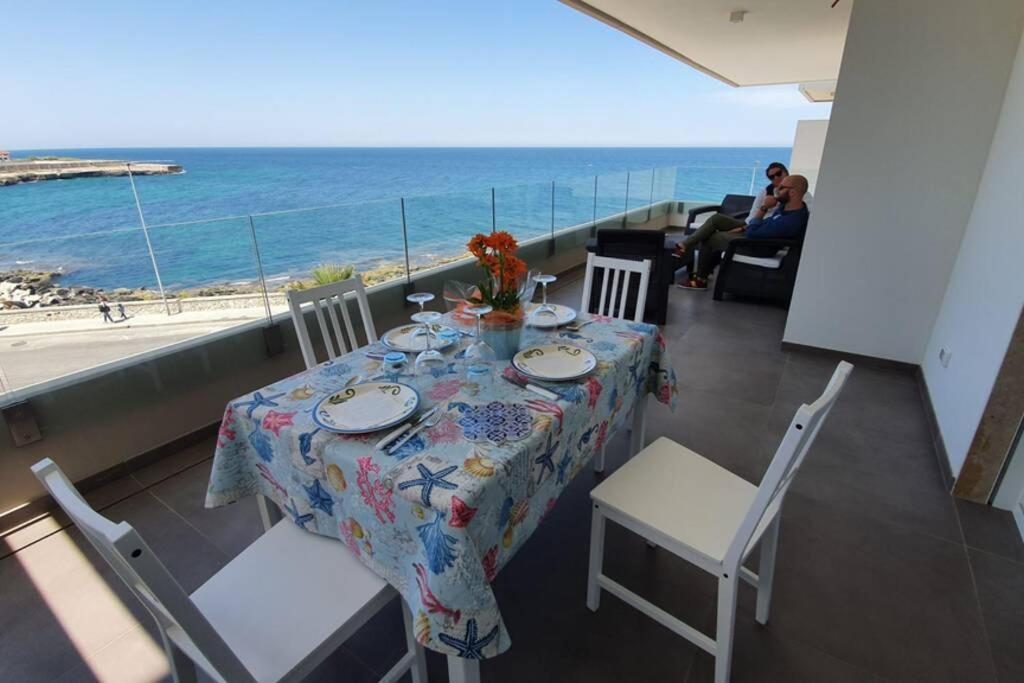 Il Mare In Casa - Appartamento Al Mare In Puglia Monopoli Bagian luar foto